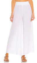 vitamin A Tallows Wide Leg Pant in White - Vitamine A Tallows Pantalon large en blanc - Vitamin A Tallow 白色阔腿裤 - Vitamin A Tallows Hose mit weitem Bein in Weiß - 비타민 A Tallows 와이드 레그 팬츠 화이트 색상 - pantaloni vitamina A Tallows a gamba larga in bianco