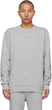 1017 ALYX 9SM Grey Crewneck Visual Sweatshirt - 1017 Sweat-shirt visuel de Crewneck gris Alyx 9sm gris - 1017 ALYX 9SM 회색 CRWNECK Visual Sweatshirt