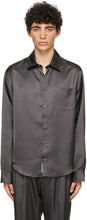 4SDESIGNS Grey Satin Over Shirt - 4SDesigns Satin gris sur la chemise - 4sdesigns 그레이 새틴 셔츠입니다