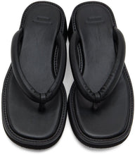 AMOMENTO Black Padded Strap Flip Flops