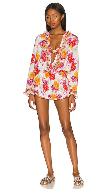 Agua Bendita x REVOLVE Mara Romper in White Agua Bendita x Revolve Mara Raiper en blanc Agua Bendita x旋转白色的Mara Romper