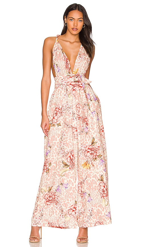 Agua Bendita x REVOLVE Tiana Jumpsuit in Pink Agua Bendita x Revolve Tiana Jumpsuit en rose Agua Bendita x旋转tiana连身裤穿着粉红色