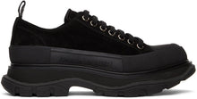 Alexander McQueen Black Suede Tread Slick Platform Low Sneakers - Alexander McQueen Noir Swick Plate-forme Slick Plate-forme basse-profonde - Alexander McQueen 블랙 스웨이드 트레드 슬릭 플랫폼 낮은 스니커즈