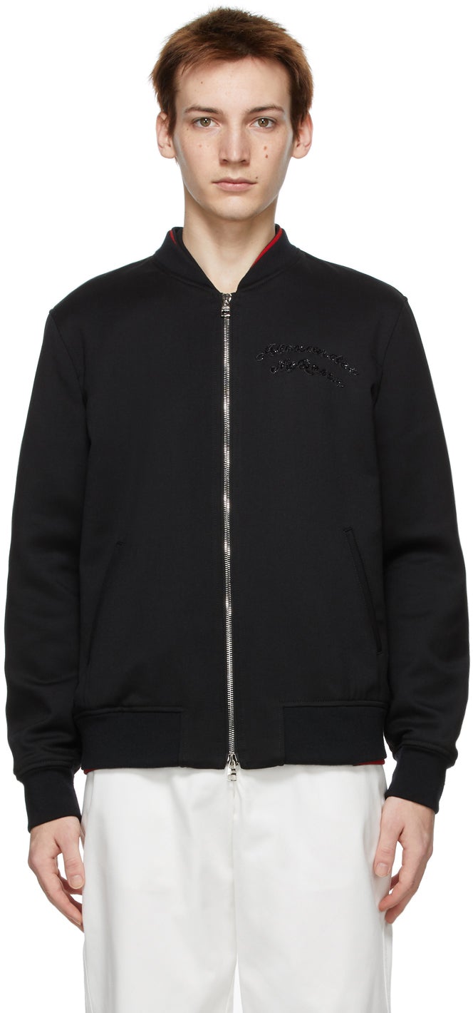 Alexander McQueen Black Wool Embroidered Logo Bomber Jacket - Veste de bombardie brodée en laine noire de Alexander McQueen - Alexander McQueen 블랙 양모 수 놓은 로고 폭탄 자켓