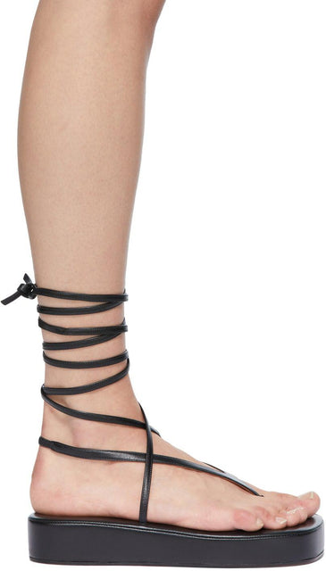 Amina Muaddi Black Jamie Flatform Sandals - Amina Muaddi Black Jamie Sandales Flatform Sandales - Amina Muaddi 흑인 Jamie Flatform Sandals.