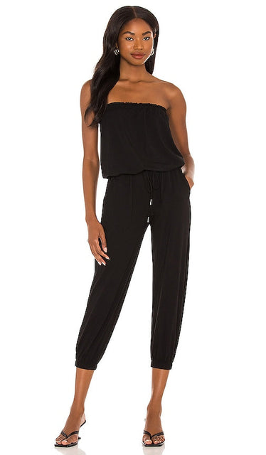 Bobi Jersey Strapless Jumpsuit in Black Bobi Jersey Buste Suit en noir Bobi Jersey穿着黑色的露肩连身裤