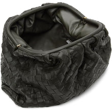 Bottega Veneta Khaki Intrecciato 'The Pouch' Clutch - Bottega Veneta Khaki Intrecciato 'The Pouch' Embrayage - Bottega Veneta Khaki Intrecciato '파우치'클러치