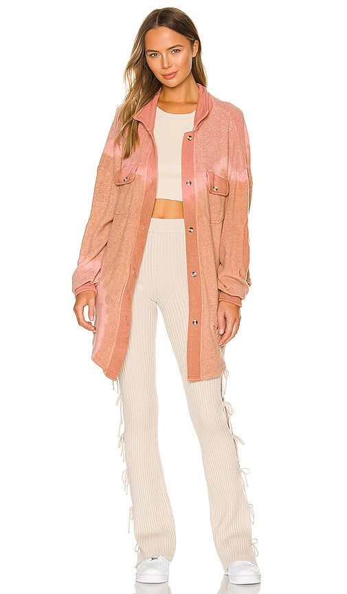 Boys Lie Inside Out Jacket in Pink Les garçons se trouvent à l'intérieur de la veste en rose 男孩躺在粉红色的内外外套