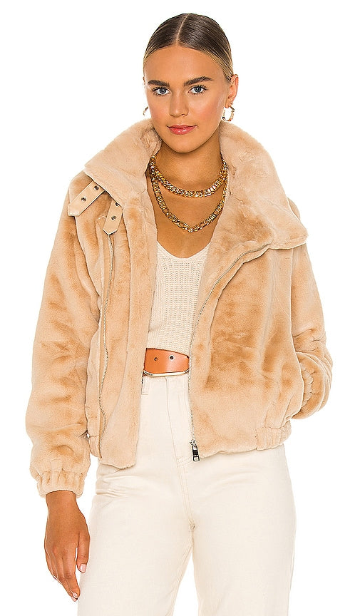 Bubish Orlando Faux Fur Jacket in Nude Veste de fausse fourrure Bobish Orlando en nude 裸露的奥兰多人造皮草夹克裸体