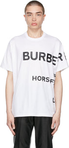 Burberry White Oversized 'Horseferry' Print T-Shirt - T-shirt imprimé «de cheval» surdimensionné de Burberry surdimensionné - 버버리 화이트 대형 '마력'인쇄 티셔츠