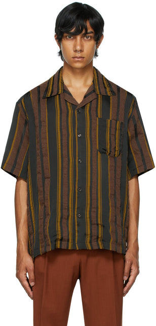 CMMN SWDN Brown Stripe Ture Collar Short Sleeve Shirt - Chemise à manches courtes à manches courtes CMMN SWDN brun - CMMN SWDN 브라운 스트라이프 Ture 칼라 짧은 소매 셔츠