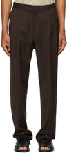 CMMN SWDN SSENSE Exclusive Brown Wool Jez Pleated Trousers - Pantalon plissé de laine de laine brune exclusive de laine SWDN CMMN SWDN SSense - CMMN SWDN Ssense 독점적 인 갈색 양모 Jez 주름진 바지