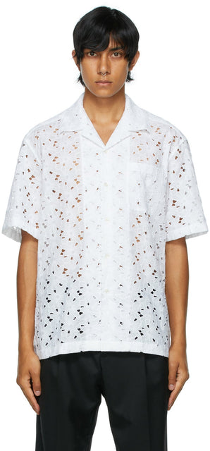 CMMN SWDN White Ture Broderie Anglaise Short Sleeve Shirt - CMMN SWDN Blanc Broderie Broderie Anglaise Chemise à manches courtes - CMMN SWDN 화이트 Ture Broderie Anglaise 짧은 소매 셔츠