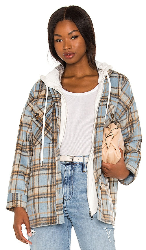 Central Park West X REVOLVE Barnes Jacket in Blue Central Park West x Revolve Barnes Veste en bleu 中央公园西X旋转Barnes夹克蓝色