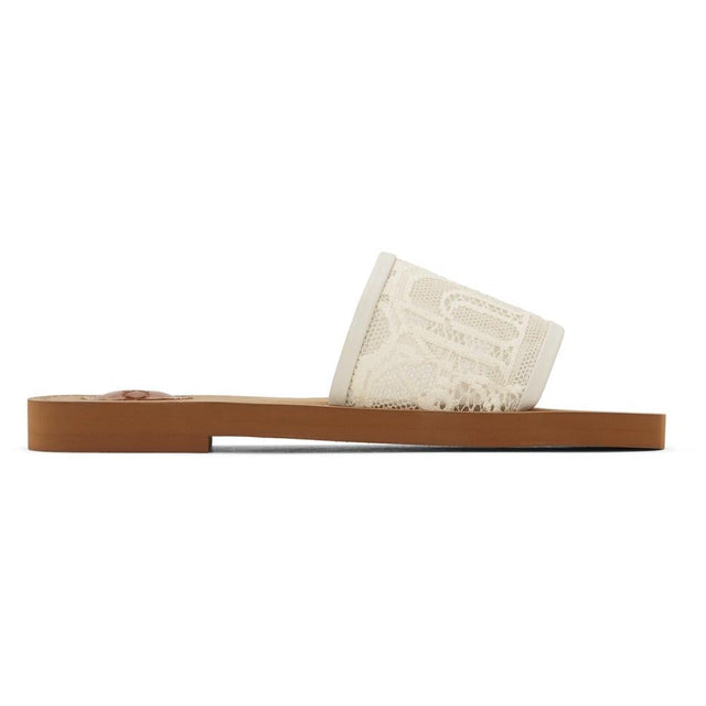 ChloÃ© White Lace Woody Flat Mules - Mules plates ligneuses en dentelle chloé - ChloÃ © White Lace Woody Flat Mules.