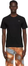 Comme des GarÃ§ons Play Black Monochrome Heart Patch T-Shirt - T-shirt T-shirt Coeur de coeur monochrome noir - comme des garÃ§ons 검은 색 단색 심장 패치 티셔츠