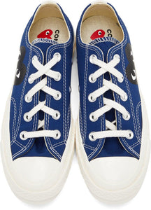 Comme des GarÃ§ons Play Blue Converse Edition Half Heart Chuck 70 Low Sneakers