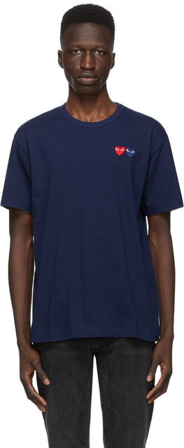 Comme des GarÃ§ons Play Navy Double Heart T-Shirt - T-shirt T-shirt de la marine Double coeur de la marine - comme des garÃ§ons 플레이 해군 더블 하트 티셔츠