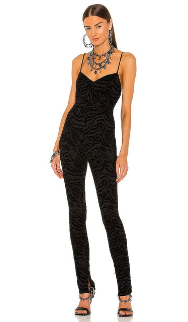 DUNDAS x REVOLVE Ramone Catsuit in Black Dundas X Revolve Ramone Catsuit en noir Dundas X Ramone Catsuit穿着黑色