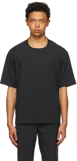 Descente Allterrain Black Seamless Clean Cut T-Shirt - T-shirt coupé sans soudure noir de descente - Descente Allterrain 검은 색 원활한 깨끗 한 컷 티셔츠
