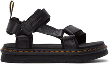 Dr. Martens Black Suicoke Edition Leather Strap DEPA Sandals - Dr. Martens Black Sandal Sandals en cuir Strap en cuir - Martens Black Suicoke Edition 가죽 스트랩 Depa Sandals.
