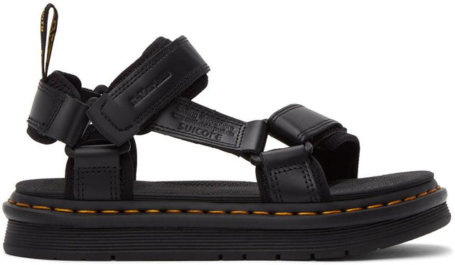 Dr. Martens Black Suicoke Edition Leather Strap DEPA Sandals - Dr. Martens Black Sandal Sandals en cuir Strap en cuir - Martens Black Suicoke Edition 가죽 스트랩 Depa Sandals.