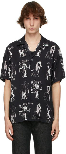 Endless Joy Black Hecate Short Sleeve Shirt - Chemise sans fin de manches courtes en hécate noir - 끊임없는 기쁨 검은 대주 짧은 소매 셔츠