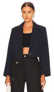 Free People Block Party Crop Blazer in Black Les gens libres bloquent le blazer de la récolte de fête en noir 自由人封锁派对裁剪西装外套黑色