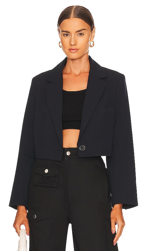 Free People Block Party Crop Blazer in Black Les gens libres bloquent le blazer de la récolte de fête en noir 自由人封锁派对裁剪西装外套黑色