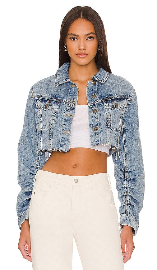 Free People Ollie Femme Denim Trucker Jacket in Blue Personnes gratuites veste de camionneur de denim Femme Femme en bleu 自由人Ollie Femme牛仔布卡车司机穿着蓝色