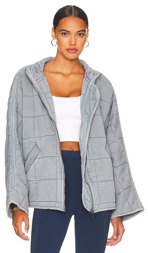 Free People x We The Free Dolman Quilted Jacket in Baby Blue Personnes gratuites x nous la veste matelasrée Dolman gratuite en bleu bébé 自由人x我们免费的多尔曼缝外套穿着淡蓝色