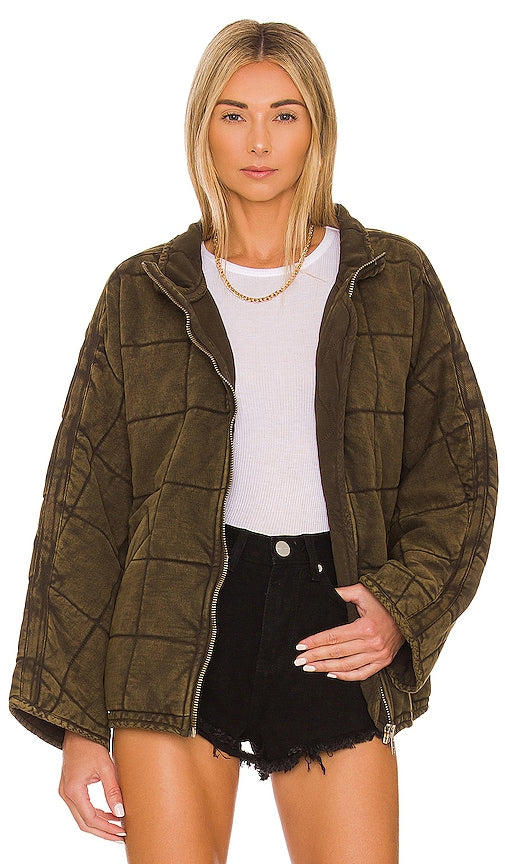 Free People x We The Free Dolman Quilted Jacket in Olive Personnes gratuites x nous la veste matelasrée Dolman gratuite en olive 自由人x我们在橄榄中免费的多尔曼缝外套