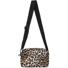 GANNI Brown Leopard Recycled Tech Festival Bag - Sac de festival de technologie recyclé de Ganni Brown Leopard - Ganni Brown Leopard 재활용 기술 축제 가방
