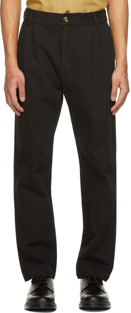 Han Kjobenhavn Black Tapered Trousers - Han Kjobenhavn Pantalon conique noir noir - 한 Kjobenhavn 검은 테이퍼 바지