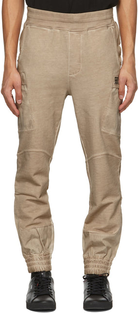 Hugo Beige Liam Payne Edition Duttercup Cargo Pants - Hugo Beige Liam Payne Edition SutterCup Pantalon de cargaison - Hugo 베이지 색 리암 Payne Edition Duttercup Cargo Pants.
