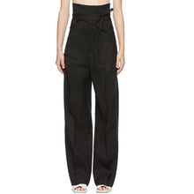 Jacquemus Black La Montagne 'Le Pantalon Novio' Trousers - Jacqueumus Black La Montagne 'Le Pantalon Novio' Pantalons - JacqueMus 블랙 라 몬타 뉴 (Le Pantalon Novio) 'Le Pantalon Novio'바지