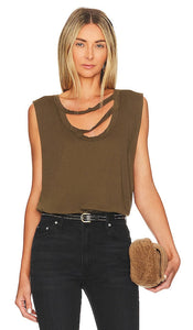 LA Made Nolan Tank in Brown LA Made Nolan Tank en marron 洛杉矶使诺兰坦克用棕色