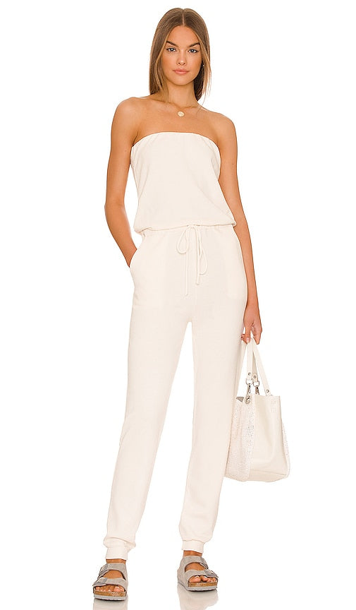 Lanston Strapless Jumpsuit in Cream Lanston sans bretelles à sauts en crème 乳霜中的兰斯顿露肩连身裤