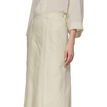 Lemaire Off-White Linen Pleated Shorts