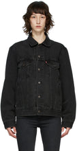 Levi's Black Denim Vintage-Fit Trucker Jacket - Veste de camionneur vintage en denim noir de Levi - Levi의 블랙 데님 빈티지 맞는 트럭 재킷