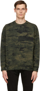 Levi's Khaki Camo Relaxed Crewneck Sweatshirt - Sweat-shirt Kaki Camo de Levi's Kaki Camo - 레비의 카키 카모는 편안한 Crewneck 스웨터입니다