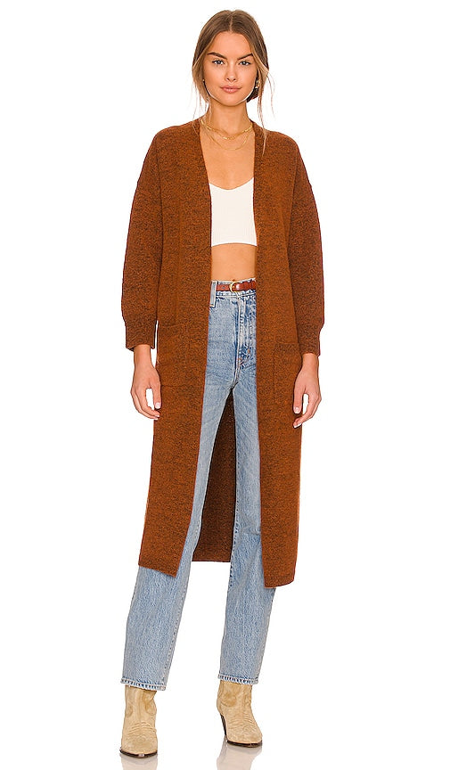 Line & Dot Levi Duster in Brown Ligne et point Levi Duster en marron 棕色的Line＆Dot Levi Duster