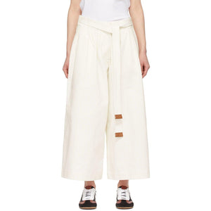 Loewe White Denim Cropped Jeans - Jean recadré en denim blanc Loewe - Loewe White Denim은 청바지를 자른다