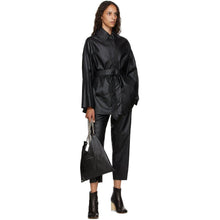 MM6 Maison Margiela Black Faux-Leather Shirt Jacket - MM6 MAISON MARGIELA Veste chemise en simili cuir noir - MM6 Maison Margiela Black Faux 가죽 셔츠 자켓
