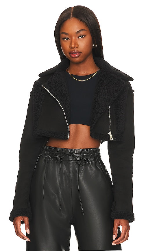 MORE TO COME Bela Sherpa Jacket in Black Plus à venir bela sherpa veste en noir 还有更多的黑色Bela Sherpa夹克