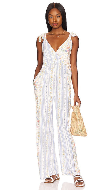 Maaji Abby Jumpsuit in White Maaji Abby Suit en blanc 马吉·艾比（Maaji Abby）穿着白色的连身裤