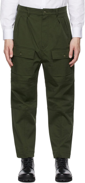 Maison KitsunÃ© Khaki Patched Pockets 2 Pleats Cargo Pants - Maison Kitsunéki Kaki Patched Pockets 2 Plis Pantalon de cargaison - Maison KitsunÃ © Khaki 패치 패치 2 Pleats화물 바지