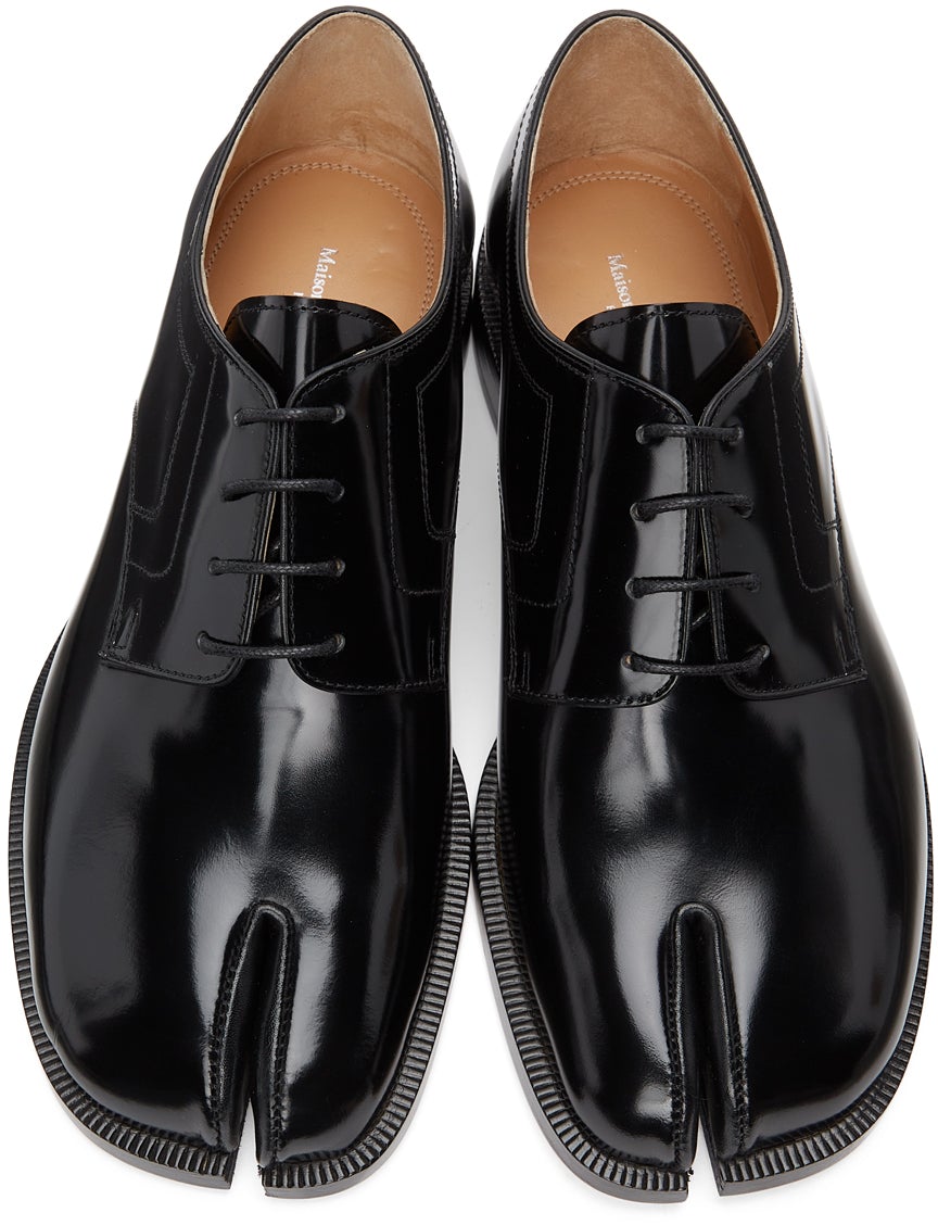 【送料&関税込】Maison Margiela Tabi Lace-ups Loafers Tabi County Loafer in Black