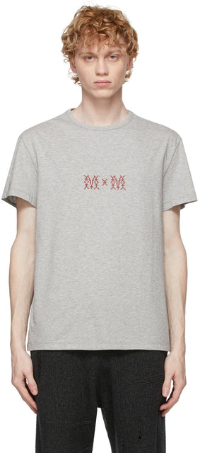 Maison Margiela Grey Embroidered Logo T-Shirt - T-shirt logo brodé gris Maison Margiela - Maison Margiela 그레이 수 놓은 로고 티셔츠