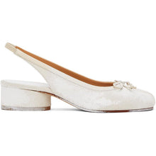 Maison Margiela White Painted Tabi Slingback Heels - Tableaux Slingback Tabi Tabi Tabi peint de Maison Margiela - Maison Margiela White는 Tabi Slingback 발 뒤꿈치를 그렸습니다